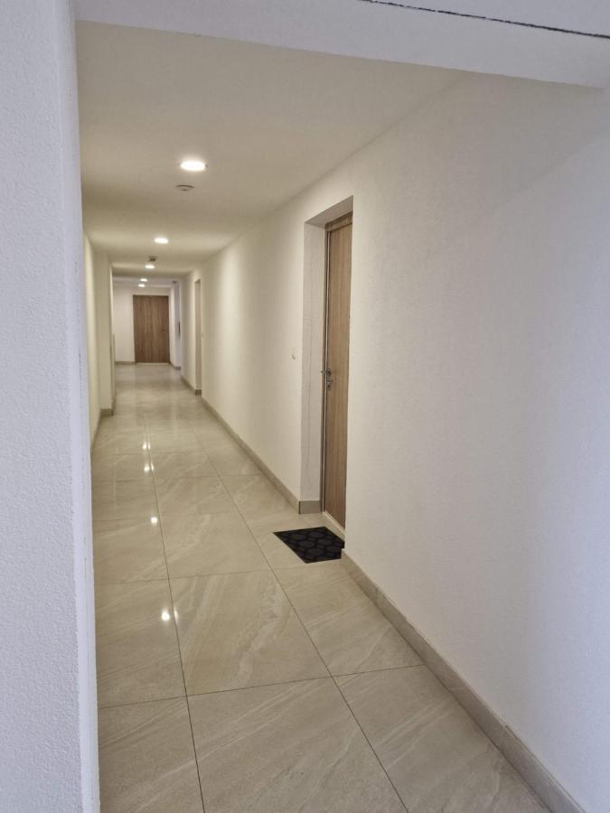 Square Studio Τούζλα Εξωτερικό φωτογραφία